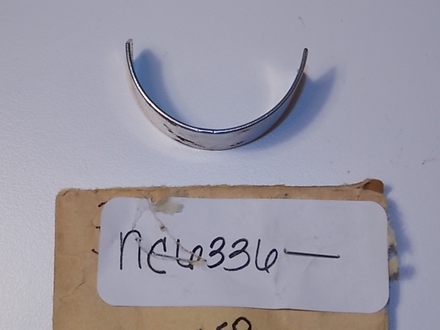 New Johnson Evinrude OMC Bearing Liner 322915 1978-1985