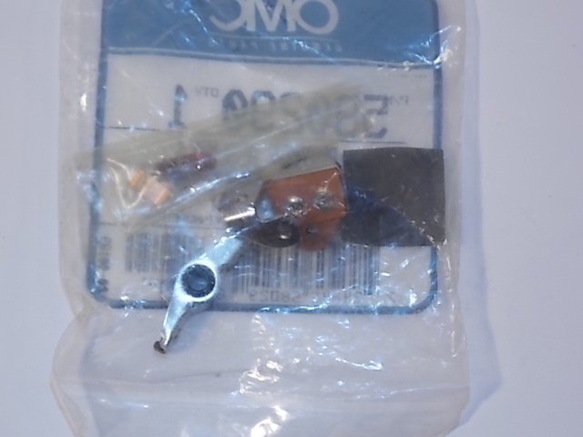 New Johnson Evinrude Breaker Base Assembly 580290