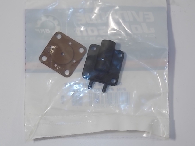 New Johnson Evinrude Pump Cover & Gasket 437228