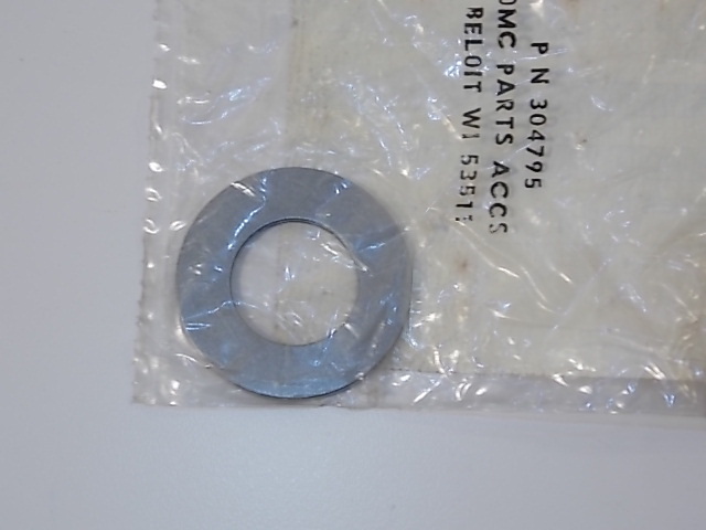 New Johnson Evinrude OMC Upper Pinion Washer 304795