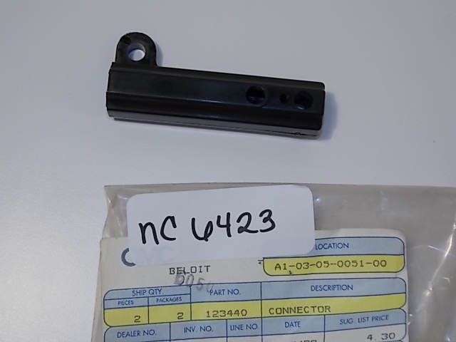 New Johnson Evinrude OMC Connector 123440 1979-1992 6 7.5 8 9.9 15 HP