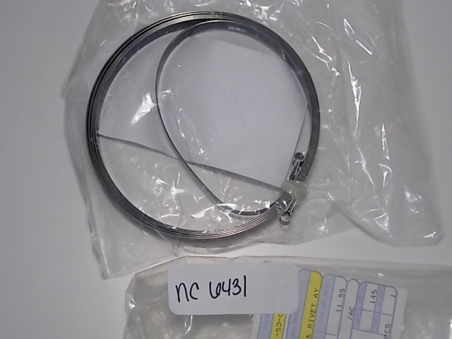 New Johnson Evinrude OMC Spring & Rivet 395460 1985-2005 20 25 30 HP