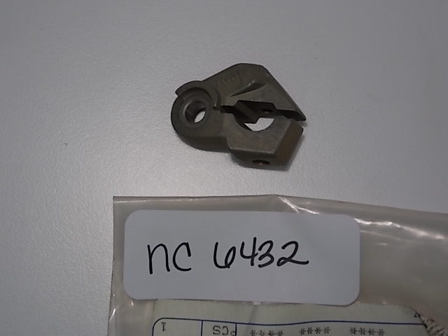 New Johnson Evinrude OMC Lever & Bushing 395022