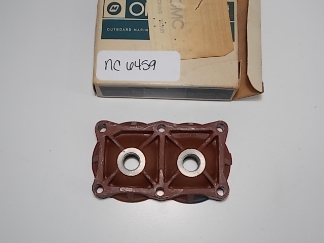 New Johnson Evinrude OMC Cylinder Head 203176