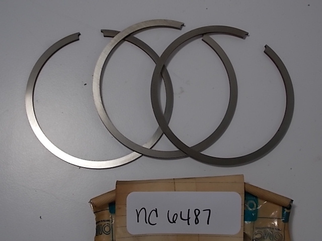 New Johnson Evinrude OMC Piston Ring Set 382827 1968-1969 85 100 HP