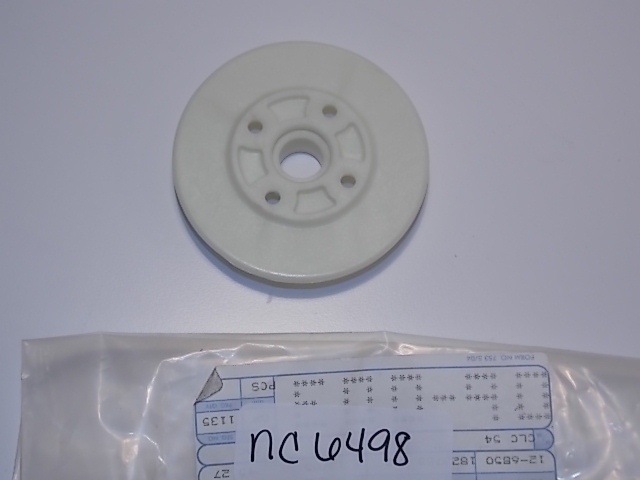 New Johnson Evinrude Lower Starter Pulley 318939 1974-1978 10 15 HP