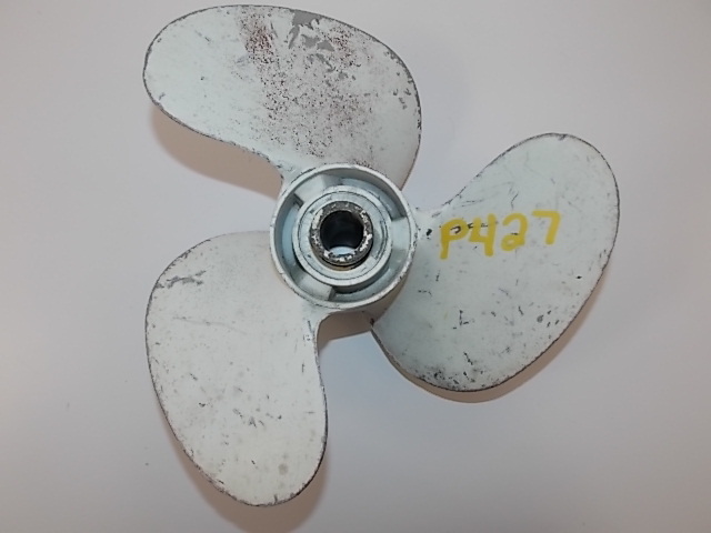 1977 Johnson Evinrude 3 blade RH Propeller 307318 10 x 11 6 HP