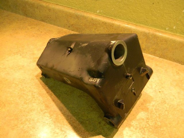 FA613072 817868A1 Force 1980-1989 & 1991 Swivel Bracket 35 45 50 HP 2 Cylinder