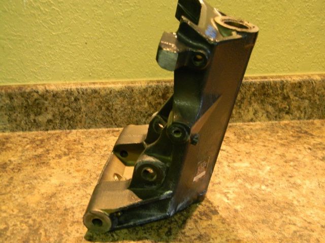 1976-1994 Force & Chrysler Swivel Bracket Assembly 817783A5 817783A4 70-150 HP