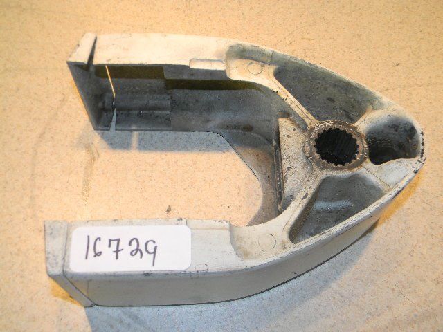 Johnson Evinrude Mount Bracket 322074 1977-1988 40 48 50 55 60 HP