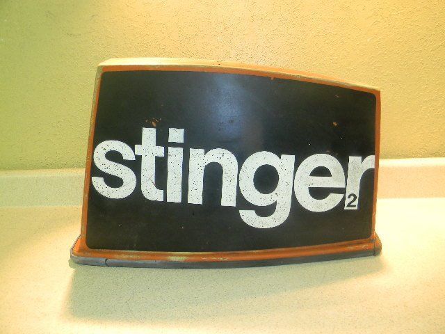 384930 Johnson Evinrude 1972 Stinger Top Cowl Hood Engine Cover 65 HP 3 cylinder