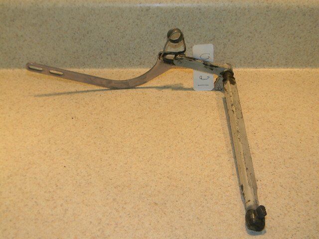 377989 307775 Johnson 1962 Control Shaft & Link 75 HP 3 Cylinder