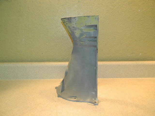 305099 Johnson Evinrude 1960-1965 Rear Exhaust Housing Cover 75 HP