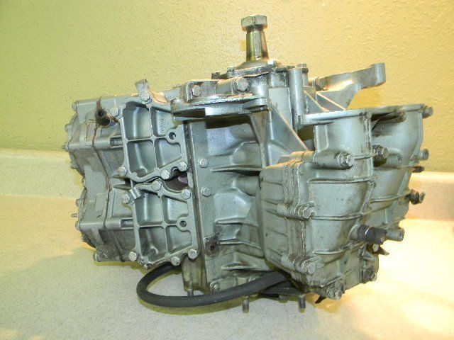 Evinrude Complete Power Head 377937 Good Compress. From A 1960 75 HP