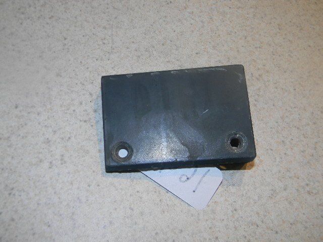314989 Johnson Evinrude 1969-1977 Starboard Lower Mounting Bracket 85 100 + HP
