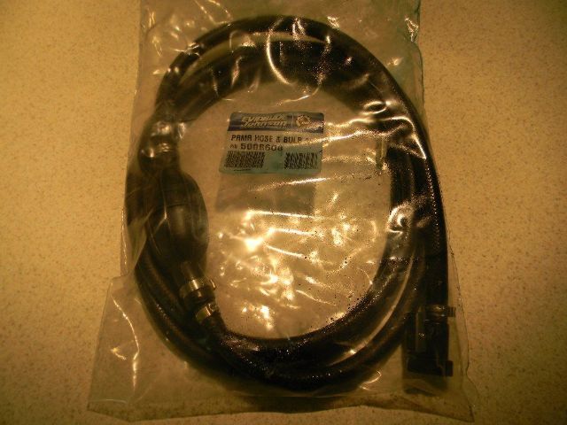 Johnson Evinrude OMC BRP 5/16 inch Fuel Line with Primer Bulb 8 FT.