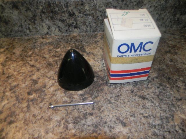 Brand New Johnson Evinrude Nose Cone 1968 65 HP