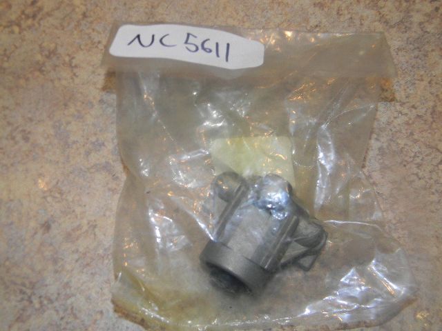 Johnson Evinrude Upper Mount 437894 1996-2007 10 15 HP