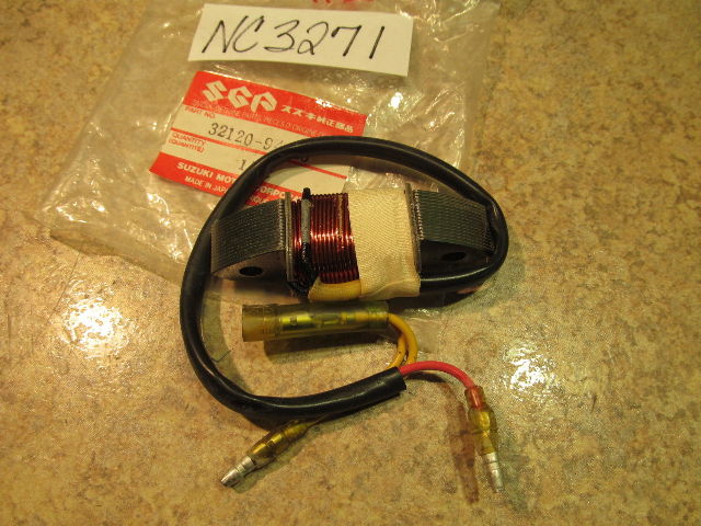 NEW NOS Suzuki 1986 - 2001 DT 115 140 Battery Charging Coil