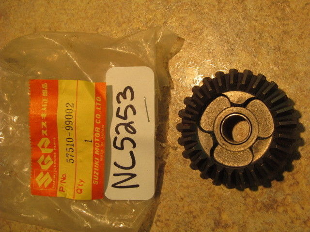 NEW Suzuki Forward Gear 1977 - 1978 DT 4 4.5 HP