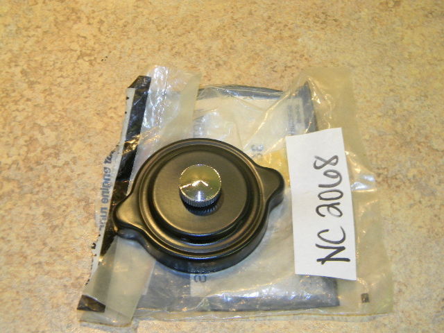 NOS Quicksilver Yamaha Mariner Filler Cap Assembly