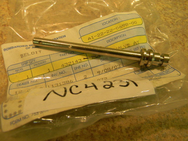 New Johnson Evinrude OMC Plunger & Valve Assembly
