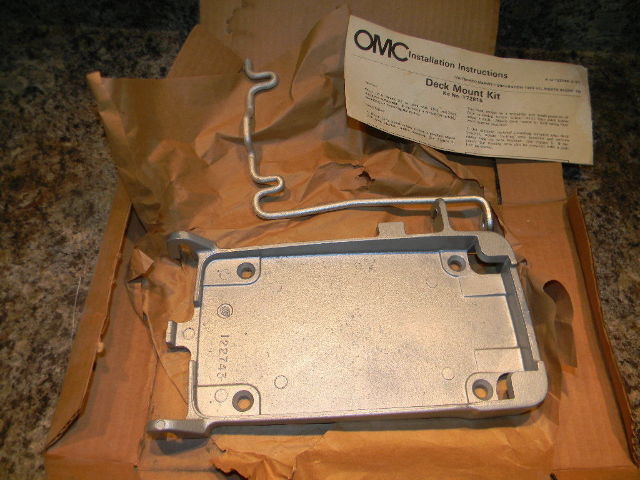 Johnson Evinrude Deck Mounting Kit 172815 1974-1985