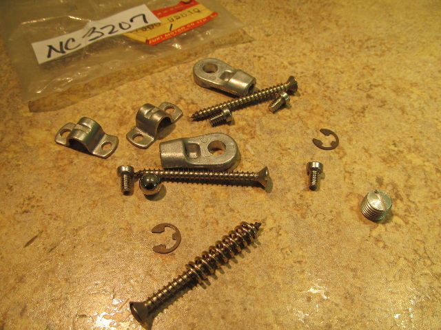 NEW NOS Suzuki Cable Holder Set 67300-95810