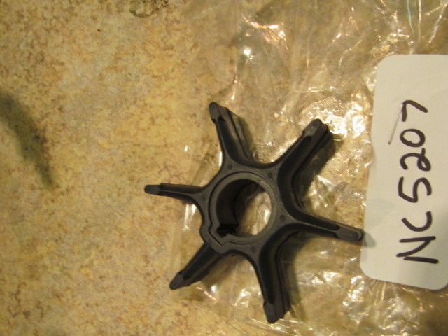 NEW Suzuki Water Pump Impeller 17461-95200 95201 94701 DT 35 40 50 60 65