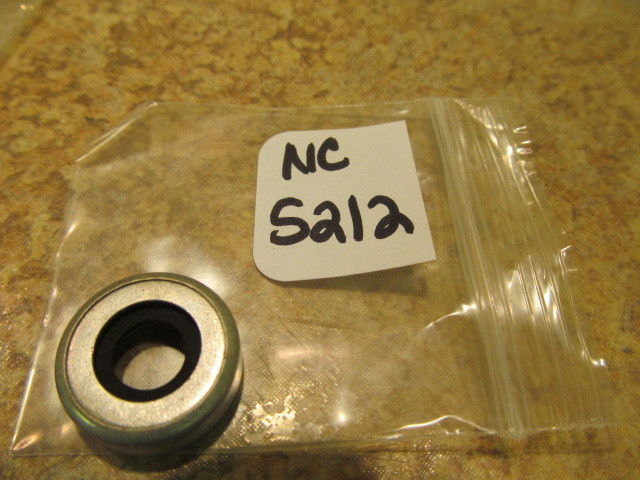 NEW Mercury Oil Seal Shift Shaft Bushing 1977 26-46021