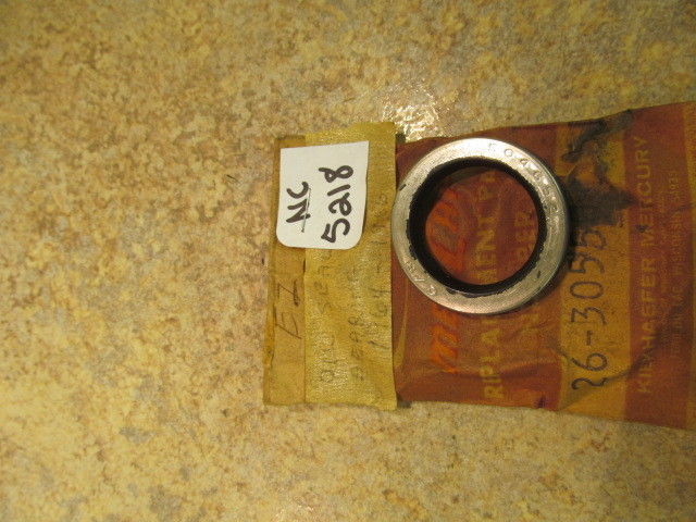 NEW Mercury Bearing Carrier Oil Seal 26-30550 1970 75