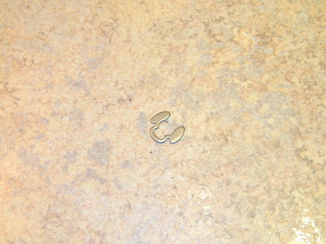 New Johnson Evinrude Retaining Ring  1976 - 1983 1984 1985 10 - 15 HP