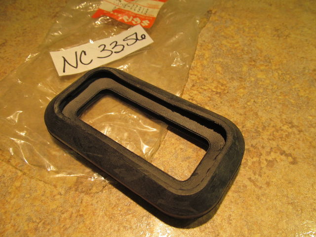 NEW NOS Suzuki 1986 - 1997 1998 1999 2000 DT 25 40 Recoil Starter Seal