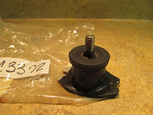 NEW NOS Suzuki 1977 1978 1979 1980 1981 1982 DT 20 25 Mount