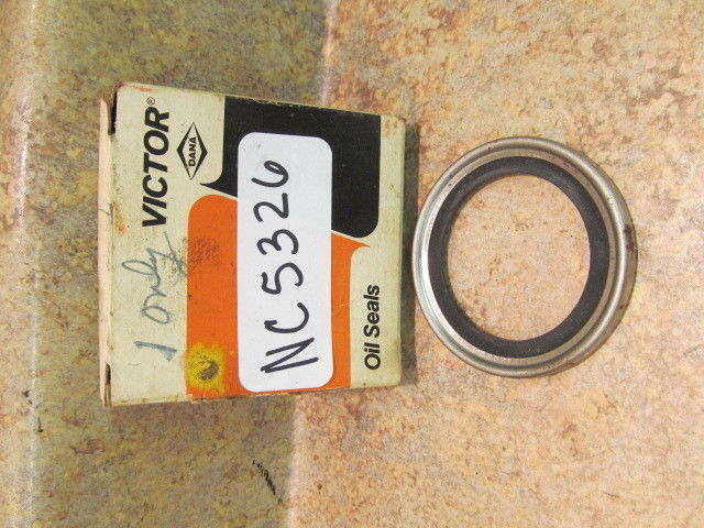 NEW Victor Oil Seal