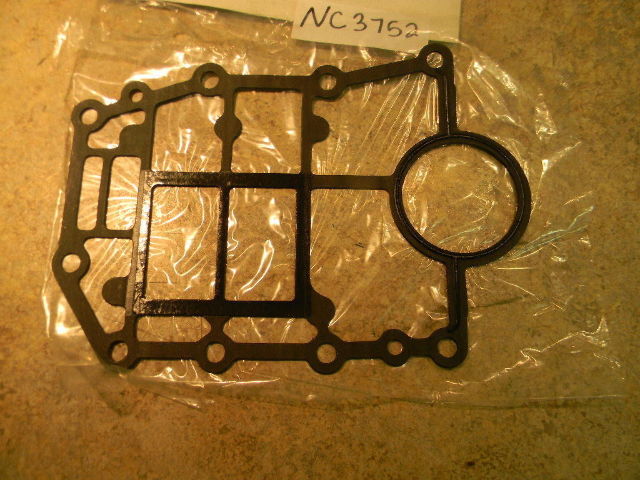 New Suzuki Oil Seal Gasket