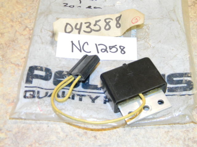 NOS Arctic Cat Scorpion Snowmobile Voltage Regulator12V-200W
