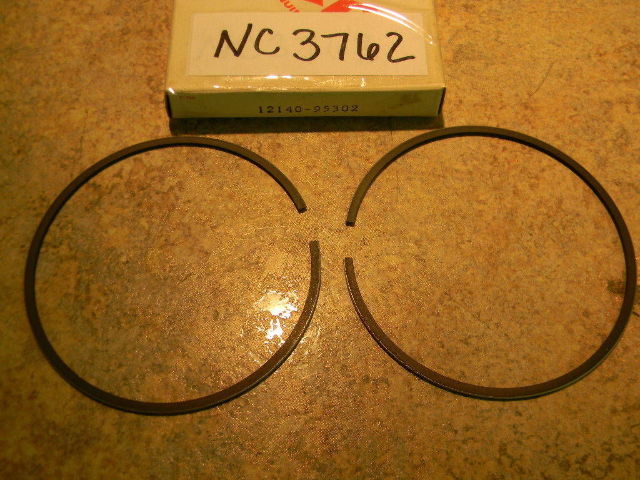New Suzuki Piston Ring Set