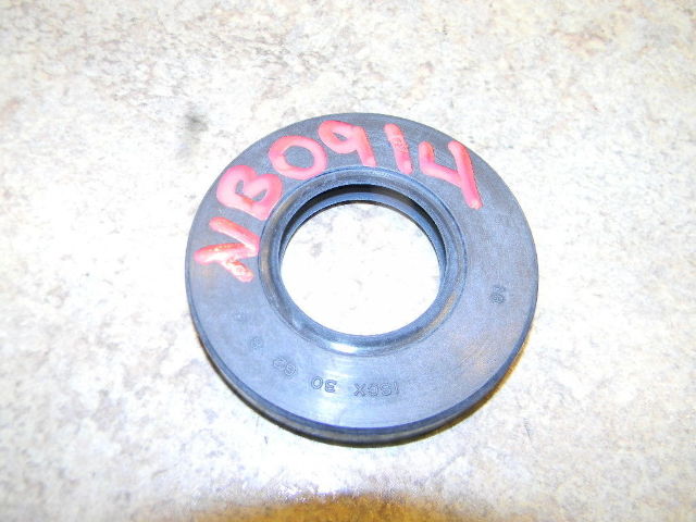 NEW John Deere Snowmobile PTO crankshaft Seal