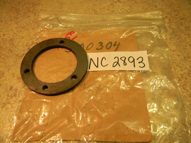 NEW Johnson Evinrude Retainer Plate