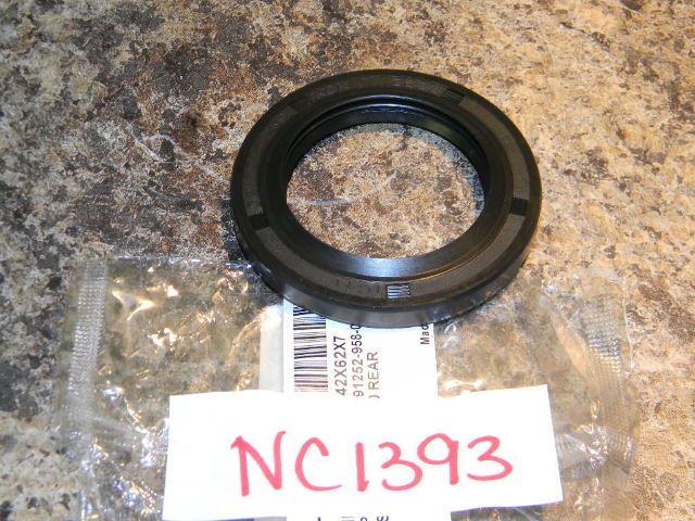 NOS Emgo Marshall Honda Wheel Hub Oil Seal ATC 110 - 250