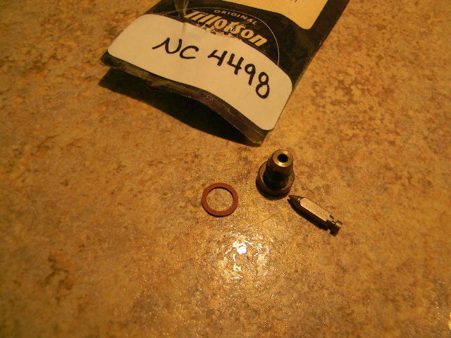 New Johnson Evinrude OMC Vintage Inlet Needle Seat and Gasket