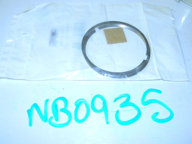 NEW Johnson Evinrude OMC Ring Set