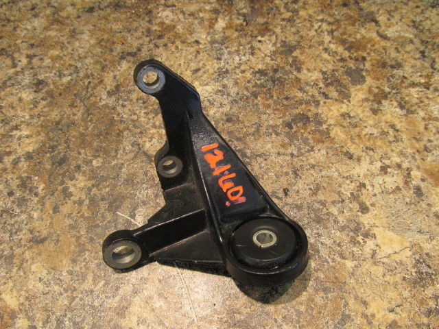 Johnson Evinrude 1968 - 2000 2001 Engine Cover Bracket Port Side 50 60 65 70 HP