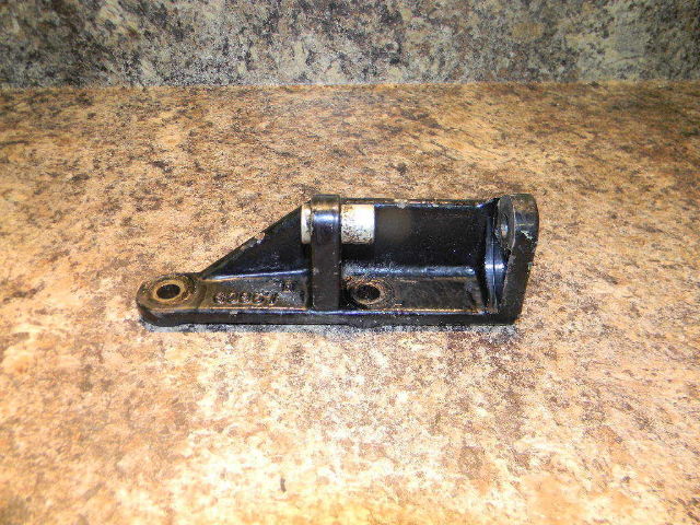 Mercury Mercruiser 1972 - 1980 1981 1982 1983 Alternator Mounting Bracket 140 HP