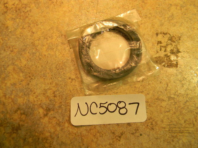 New Suzuki Oil Seal