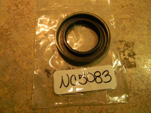 New Suzuki Oil Seal