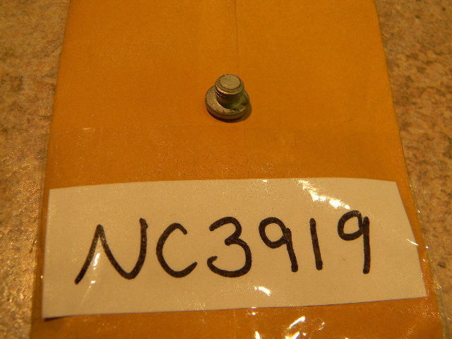 New Johnson Evinrude OMC Screw Plug