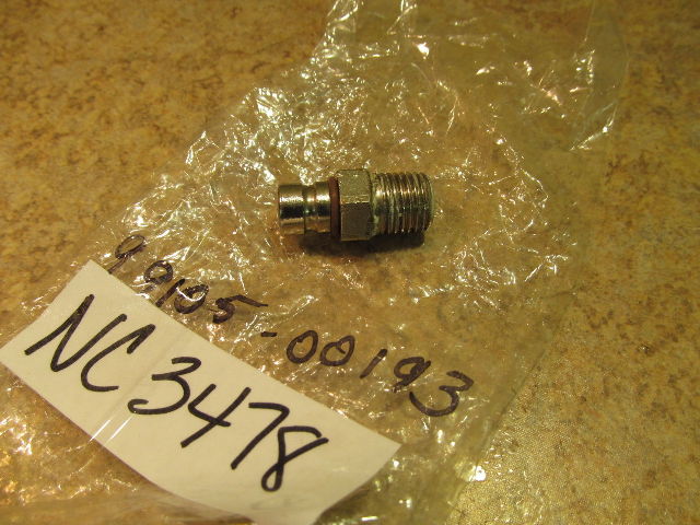 NEW NOS Suzuki 1988 - 1993 1994 1995 1996 1997 DT 9.9 Male Fuel Connector 9
