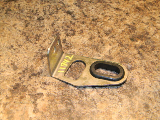 Johnson Evinrude 1996 1997 1998 - 2001 Tank Bracket 25 35 HP 3 Cylinder Only